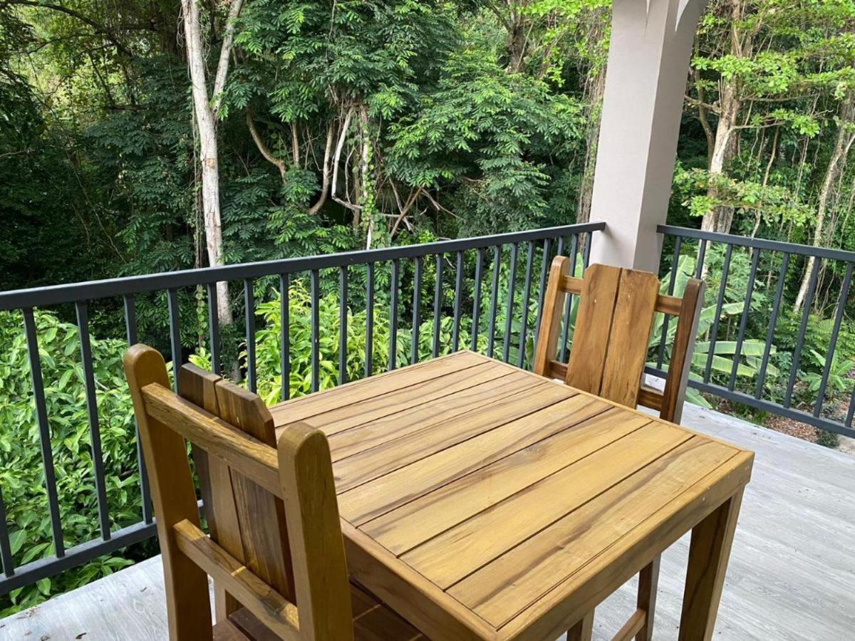 Jasmine Stay Self-Catering Apartments فيكتوريا المظهر الخارجي الصورة